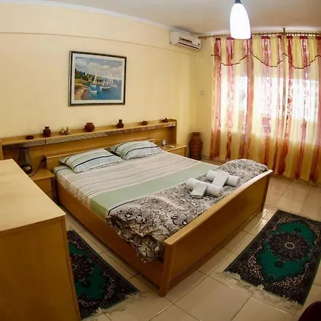 City Center Duplex Apartment Tirana
